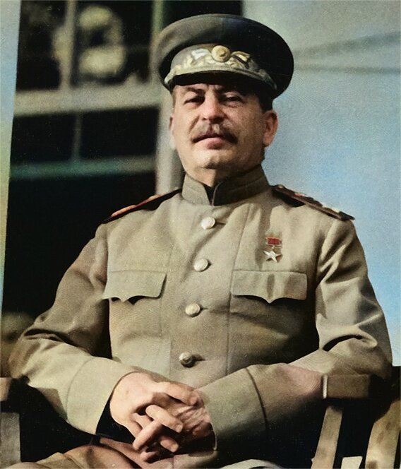 Я просто уверен, что в комментариях будет вся палитра выражения эмоций, от любви до ненависти)