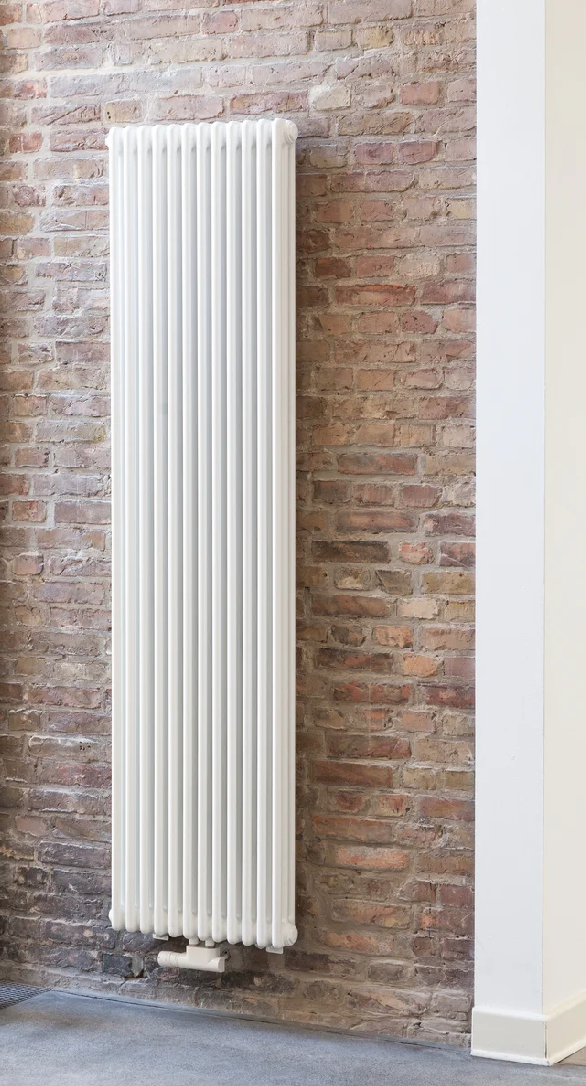Настенный вертикальный радиатор