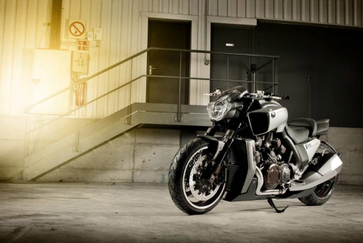 Lazareth Yamaha r1