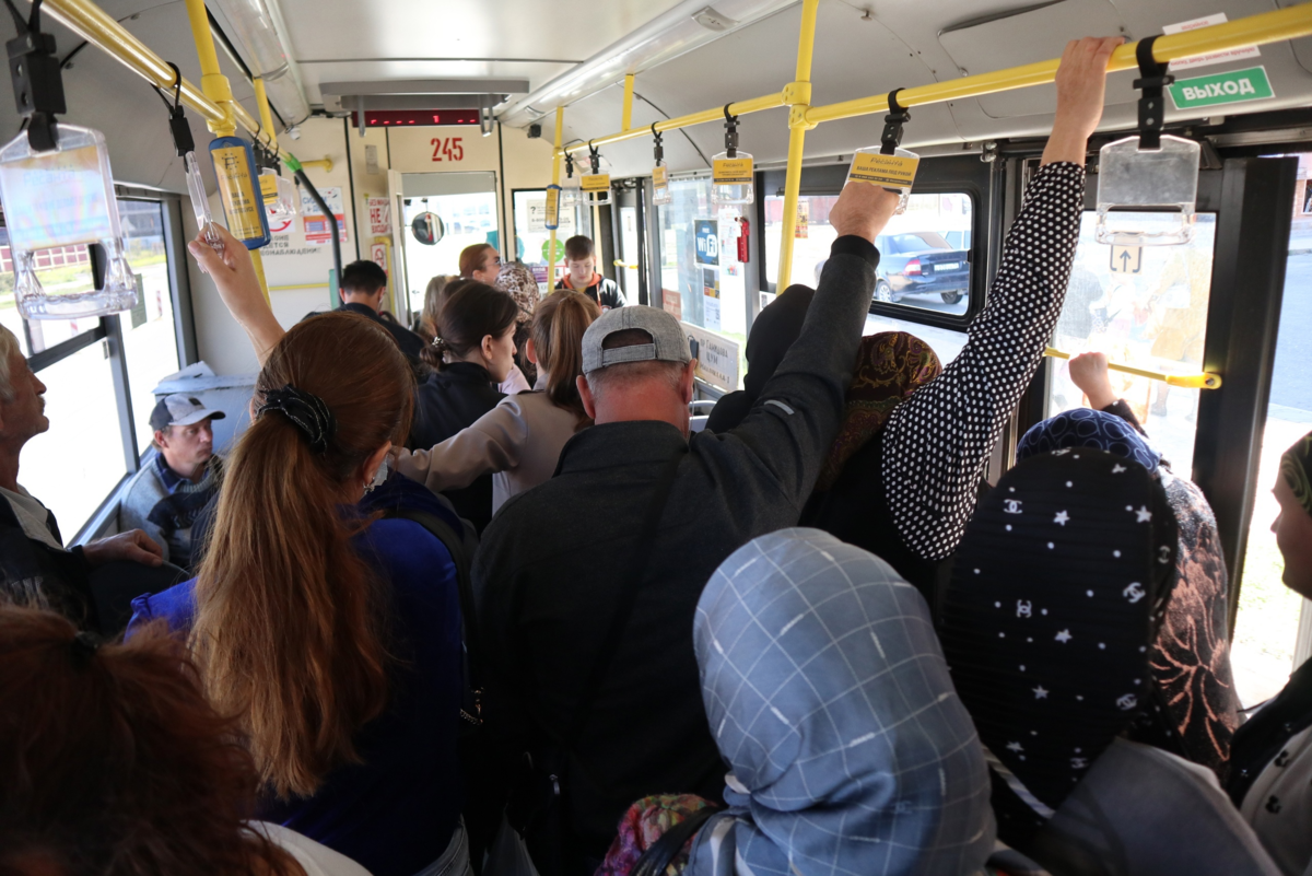 Междугородний дагестанский троллейбус. Как доехать с комфортом из Махачкалы в Каспийск