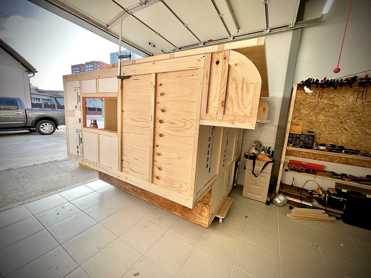 Чем обшить стены автодома. Решил сделать так, как проголосуют ...