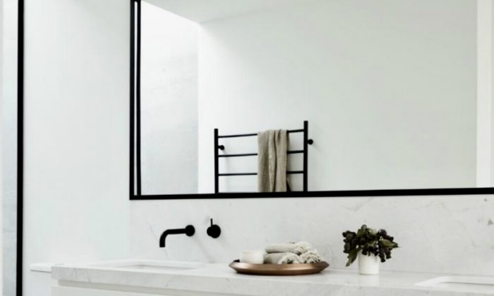 Какие есть идеи зеркал для ванной, которые отражают ваш стиль? ()