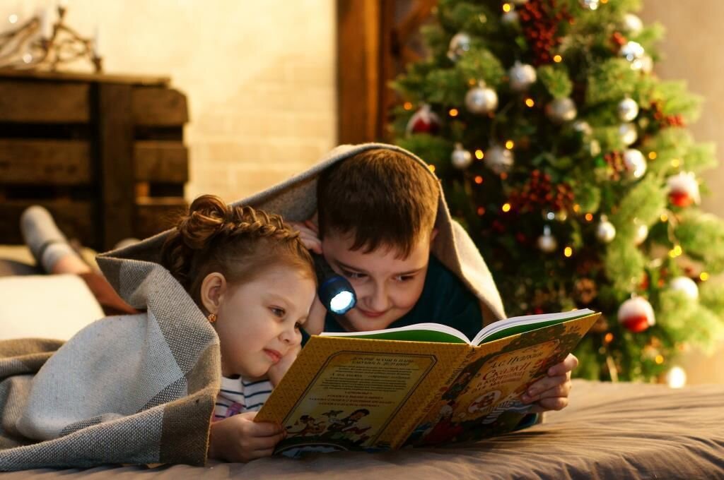 Чтение книг картинки