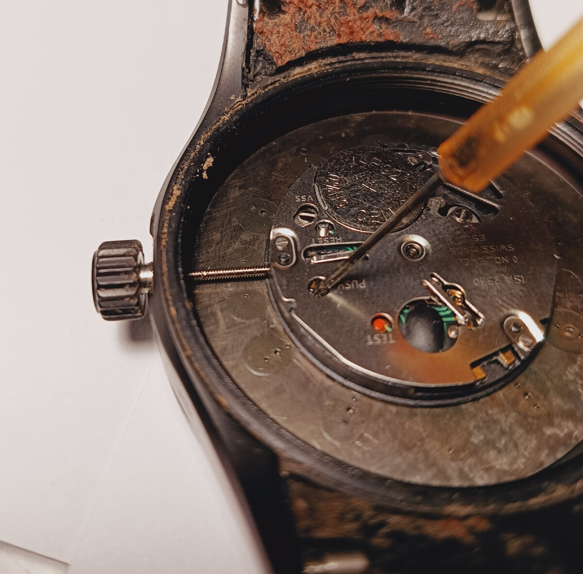 Как поменять батарейку на часах swatch самостоятельно Купить Батарейки-таблетки Подлинный образец Swatch часы батареи 390 sr1130sw 11.