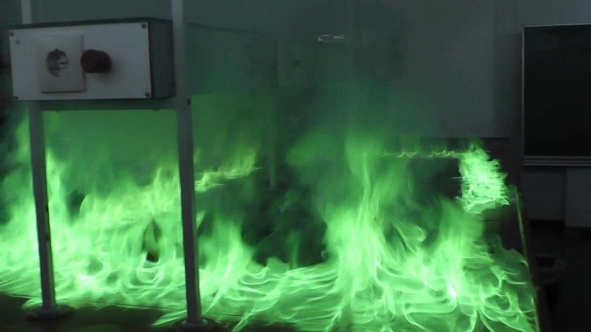     Как выглядит зеленое пламя из «Игры Престолов» в реальном мире