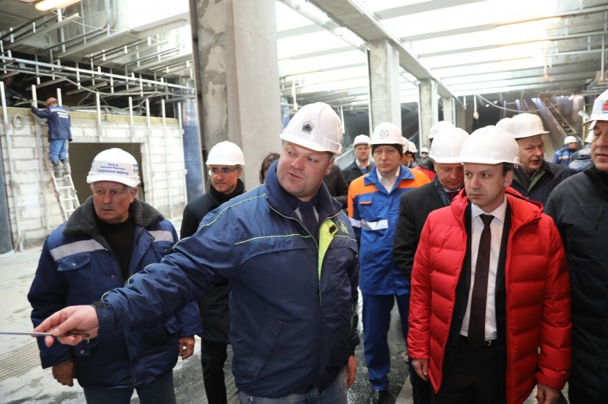 Николай Александров (в центре) | metrostroy-spb.ru 