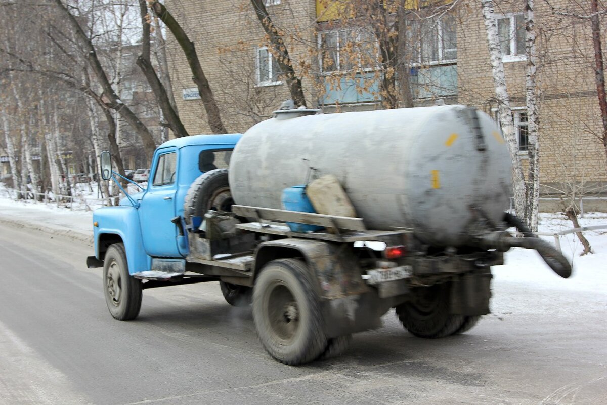 Машина с бочкой