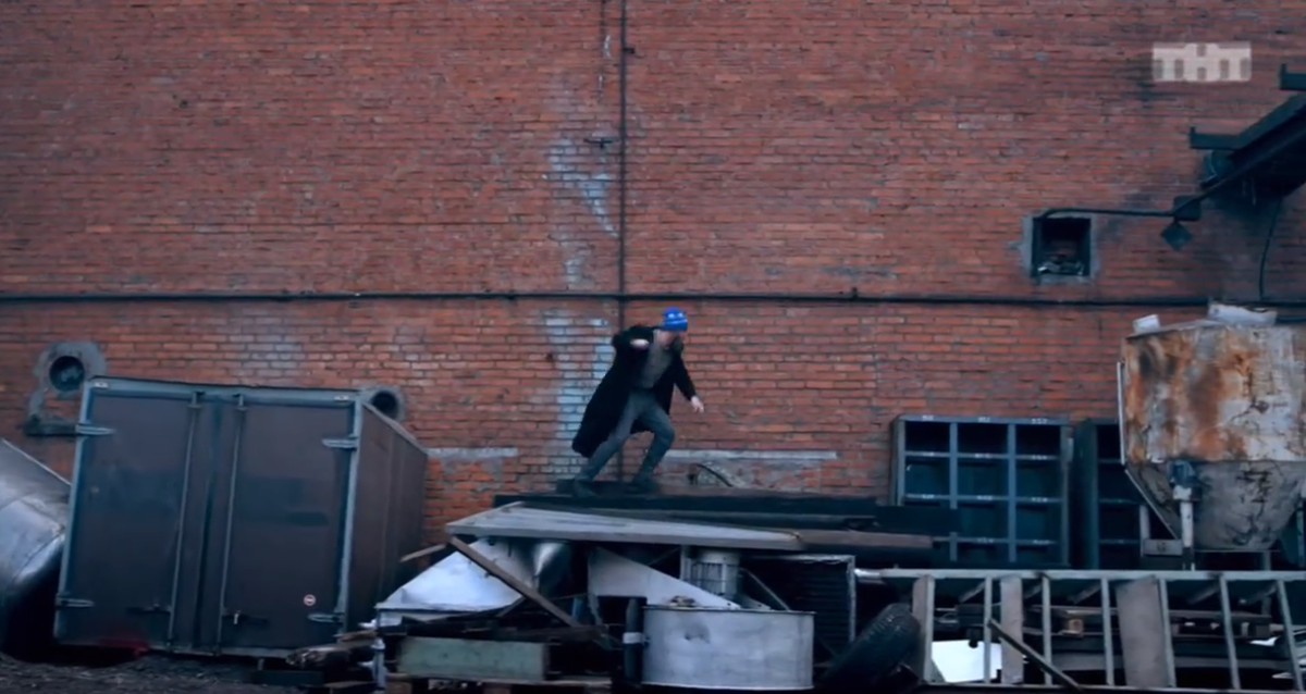 Кадры из сериала/Тренер Артём