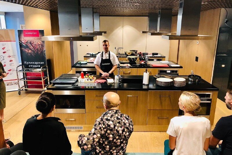 Лекция о мраморной говядине в кулинарной студии Мираторг