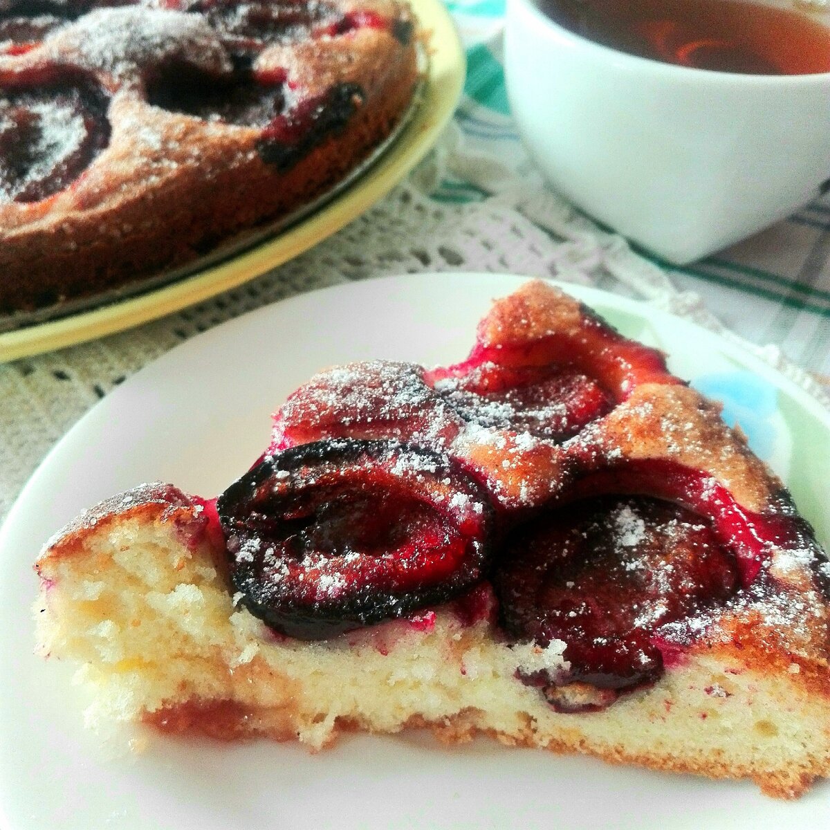 Вкусный пирог со сливами