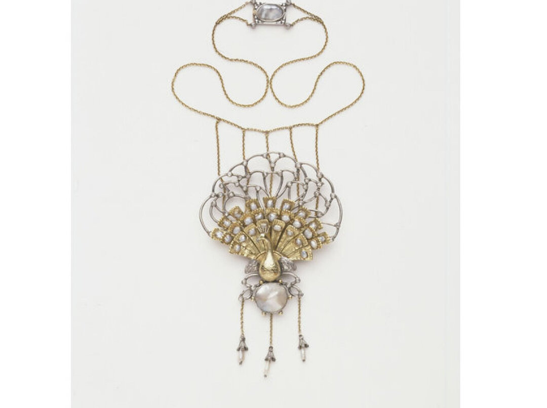 Ожерелье с павлином, дизайн Ч.Р.Эшби, из экспонатов музея Виктории и Альберта