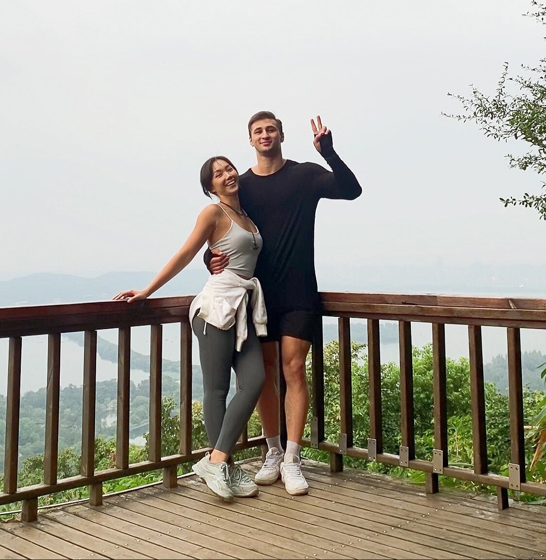 Герои сегодняшней статьи - Саид и Фиби