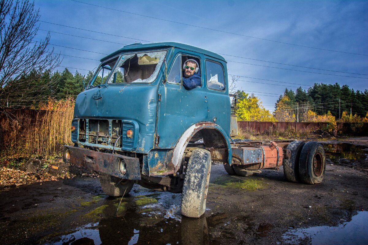 фотографии автора канала. 