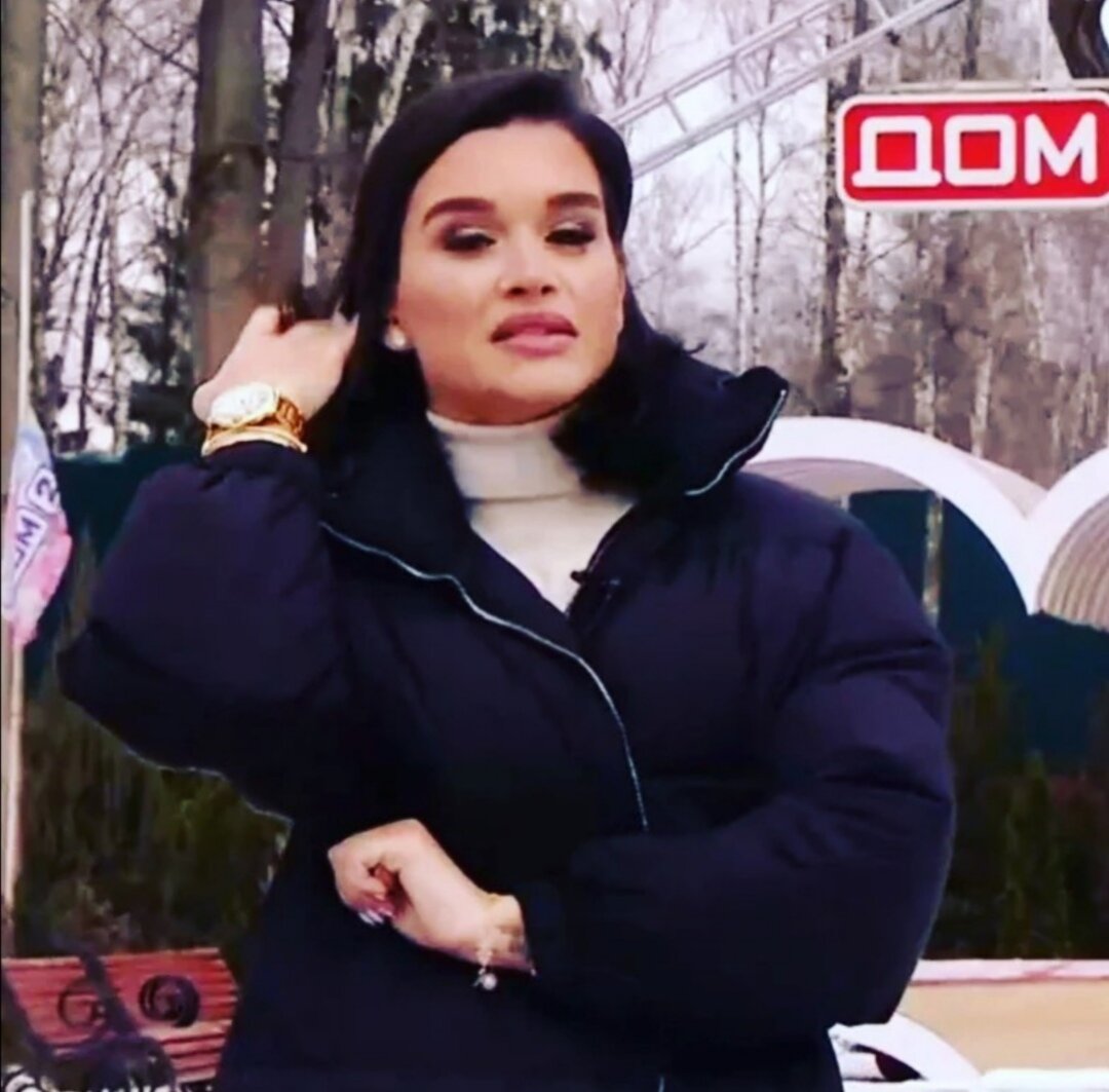 Ведущая дома-2 Ксения Бородина 