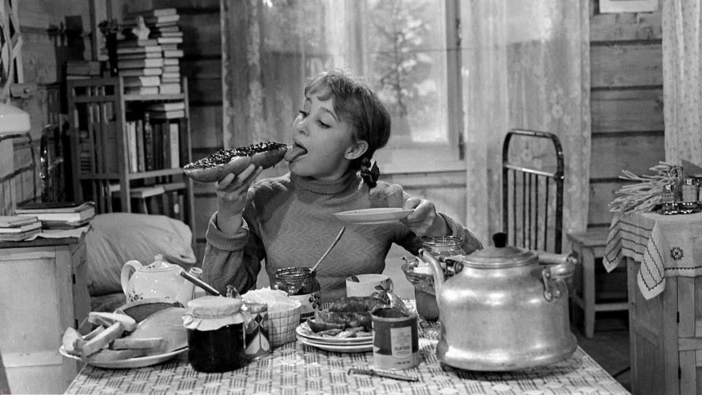 Исполнительница главной роли - Надежда Румянцева