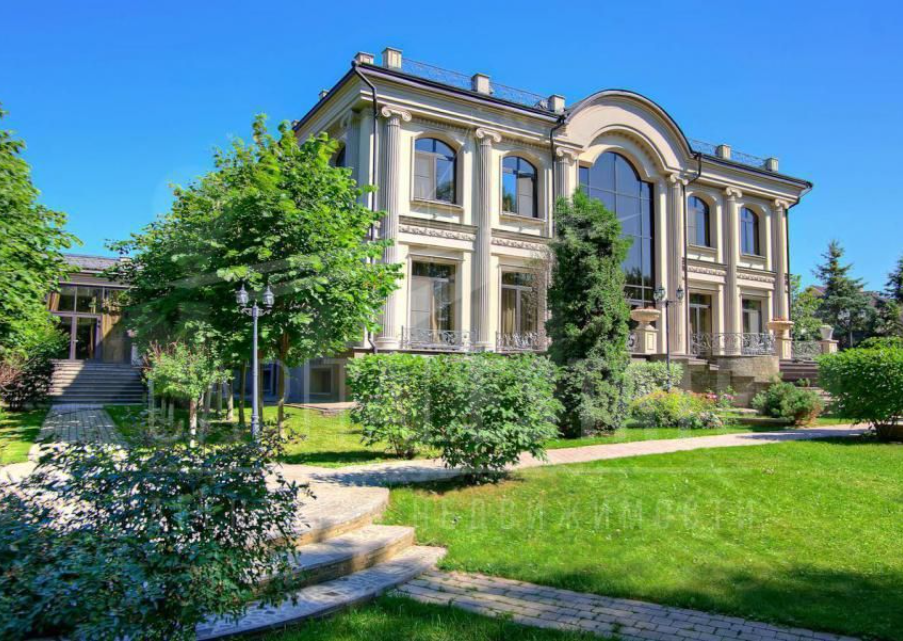 https://odintsovo.cian.ru/sale/suburban/245455179/