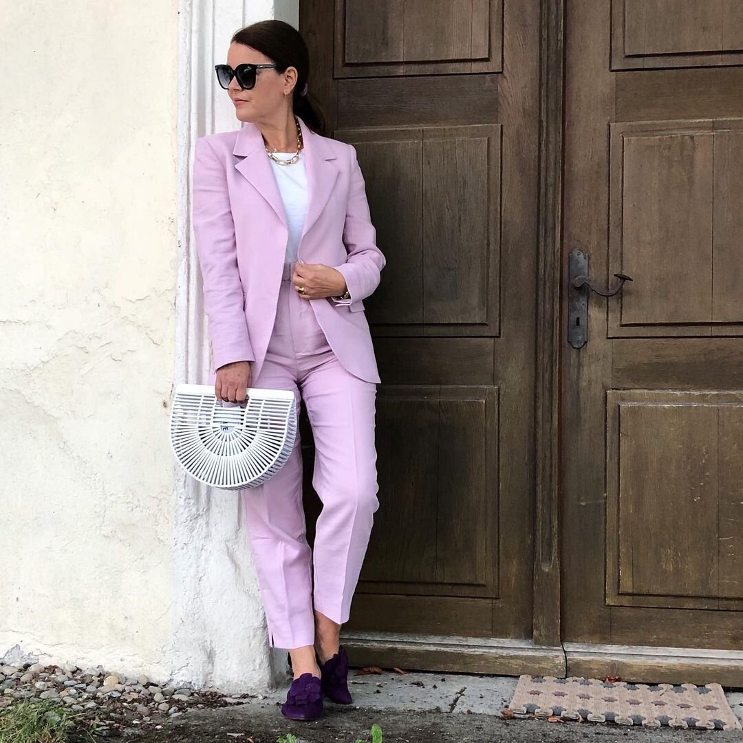 Тренды этой весны: брючные костюмы и воздушные платья (фото)