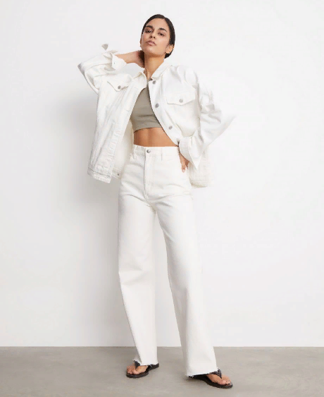 Белые джинсы