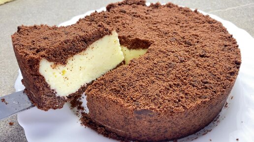 Бесподобный шоколадный бисквит на сметане, для тортов и пирожных. Готовится за считанные минуты