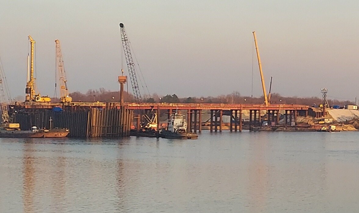 Комментарии излишне, но таков жанр - комментарии неизбежны))) 