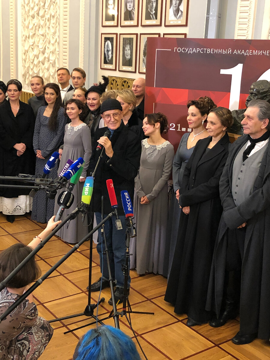 Римас Туминас отвечает на вопросы журналистов
