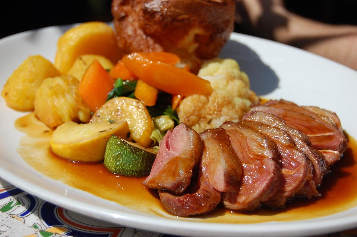 Sunday Roast Carvery в Англии