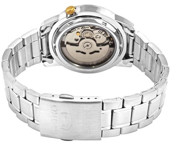 С прозрачной крышкой гораздо интереснее.