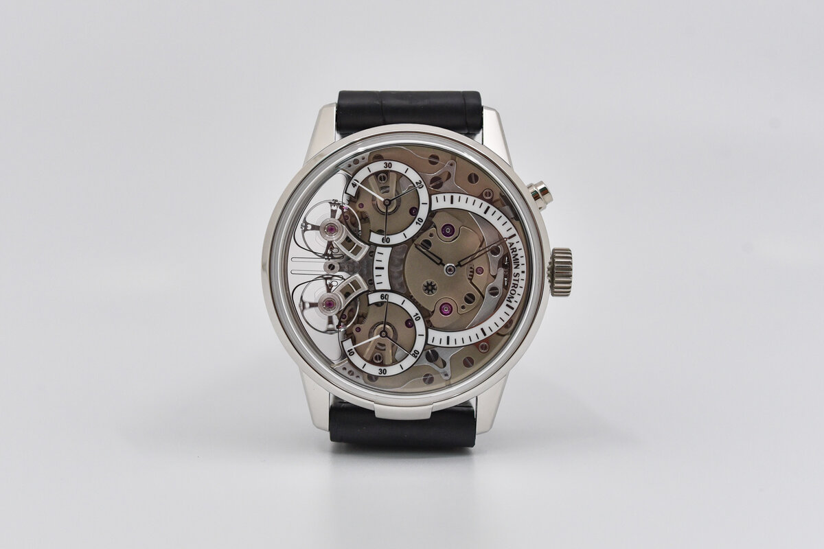 Источник: https://monochrome-watches.com/
