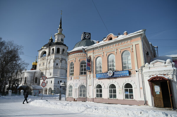 Здание городской резиденции Деда Мороза в Великом Устюге. Дом Деда Мороза был открыт в 1999 году, позже была построена загородная вотчина © Алексей Филиппов, РИА Новости
