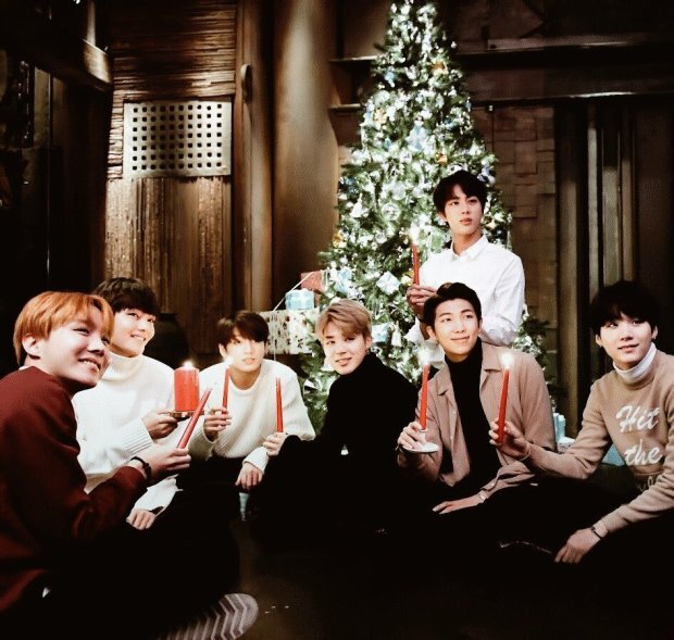 BTS & a Christmas Tree.