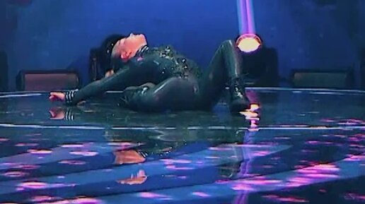 Телеканал Пятница | Сногсшибательный танец! Девочка поразила всех своим ...