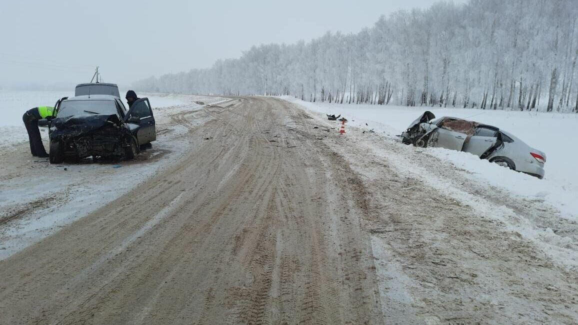     Пострадавшие были госпитализированы с различными травмами
