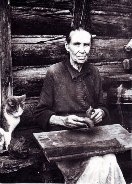 Мезрина Анна Афанасьевна - мастерица дымковской игрушки. Источник: щи.ру