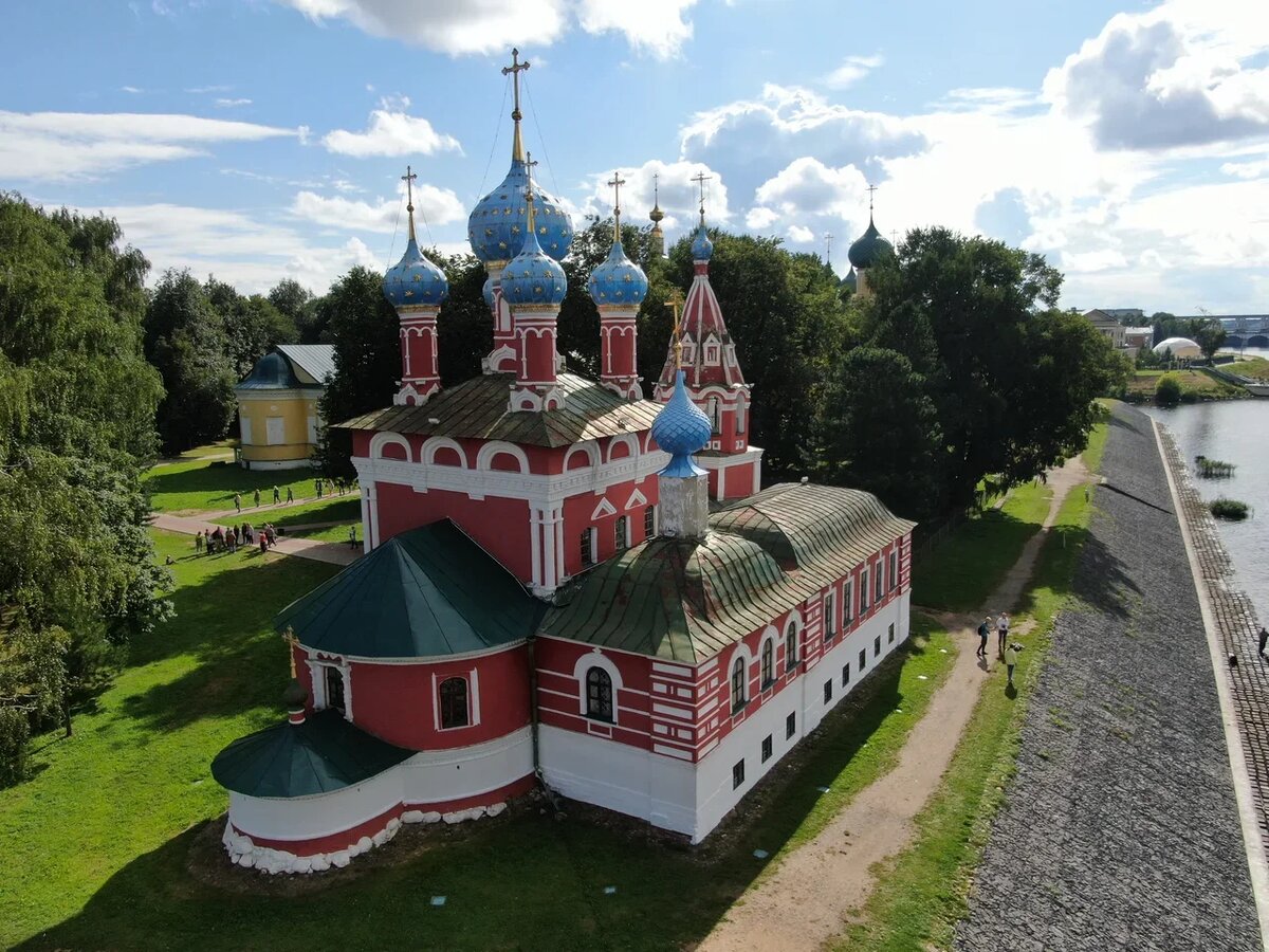 Углич часовня памятник угличанам