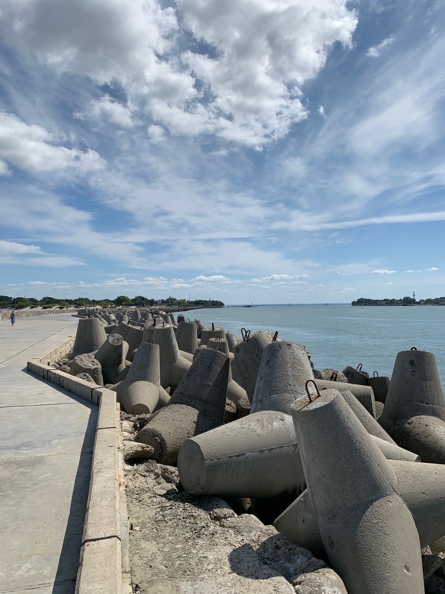 Волнорезы на северном моле г. Балтийск