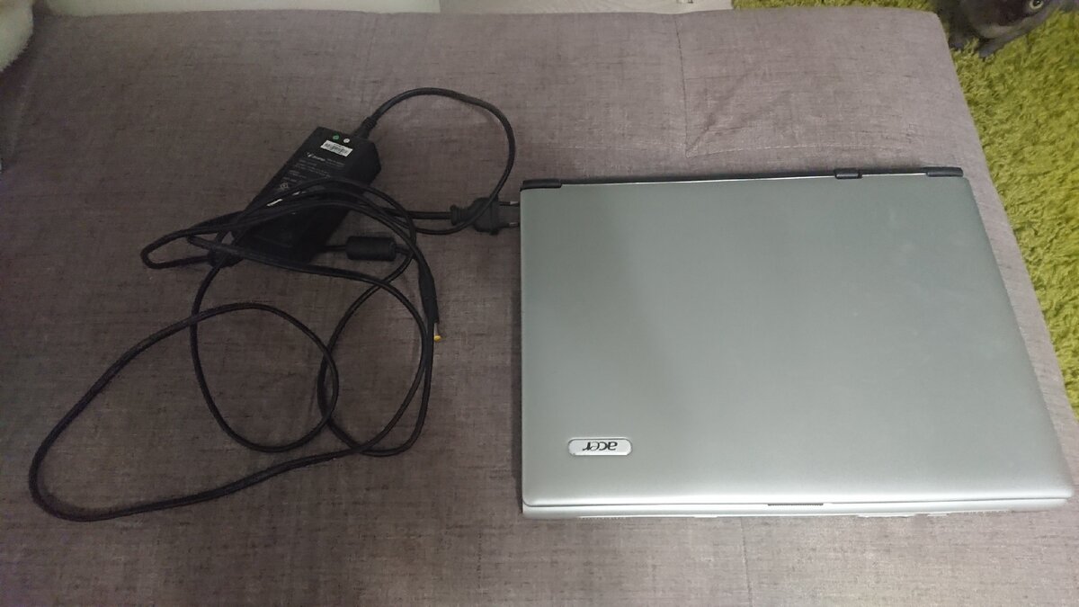 Фото из личного архива, ноутбук Acer Aspire 3004LC