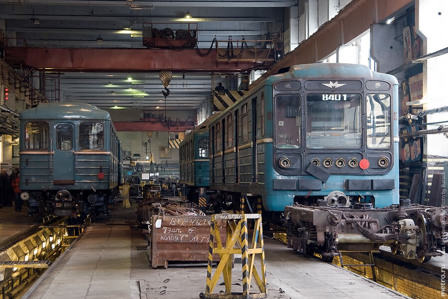 Пяти метро. Депо Калужское Московского метрополитена. Депо Калужская метрополитен. Электродепо метрополитена Калужское. Грузовой вагон депо Калужское.