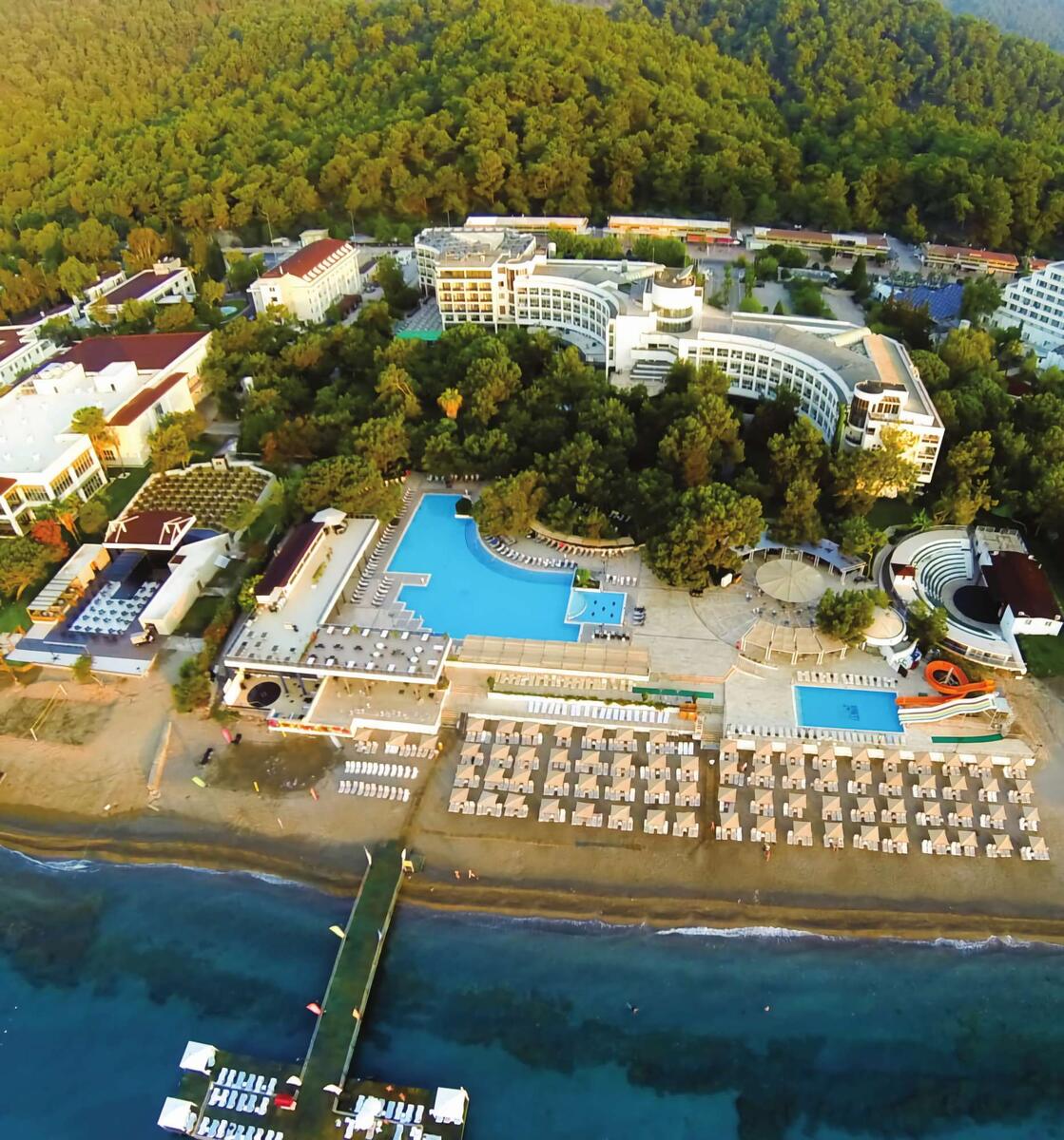 Perre La Mer Resort & Spa 5*