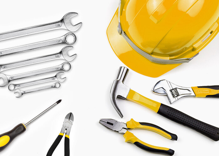 Для выполнения мелких работ, не требующих особых навыков, достаточно иметь дома необходимый набор инструментов и материалов.