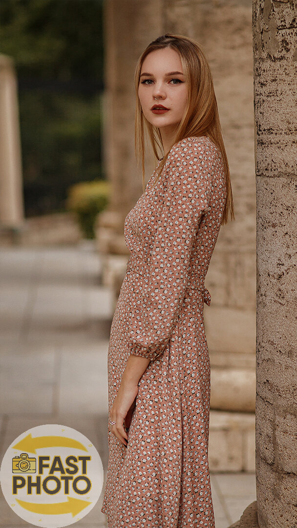 Миленькая девушка ^_^ в карусели 1я фотка конечный результат (Ретушь), 2я цветокоррекция, 3я оригинал