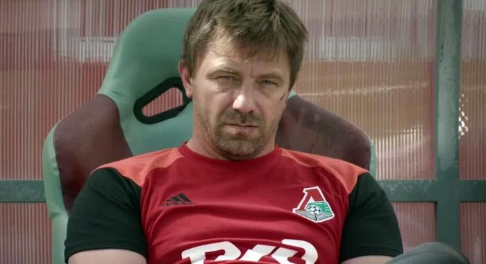 Как сказал Ростислав в России футбола нет. Он говорит что России не футбольная страна, а ведь правда. Население России около 146 миллионов человек."Средняя посещаемость матчей 15 тыс человек. В 3 Немецкой лиге ито посещаемость больше. В Исландии на 300 тыс человек 600 лицензированных тренеров, а в России один. Китай-футбольная страна, она перепродает права на пер трансляции за 200млн в год. Рпл перепродает за 27 млн. В Турции 80млн  населения,почти в два раза меньше нашего и права они продают за пол миллиарда. В России футбола нет,если бы не государственные деньги у нас бы в премьер лиге российской играли бы 3 команды:Краснодар, ЦСКА и Спартак. И да Локомотива среди них не было бы" - слова Ростислав а Бершауэр. 