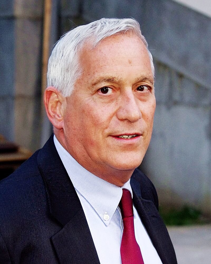 https://ru.wikipedia.org/wiki/Айзексон,_Уолтер