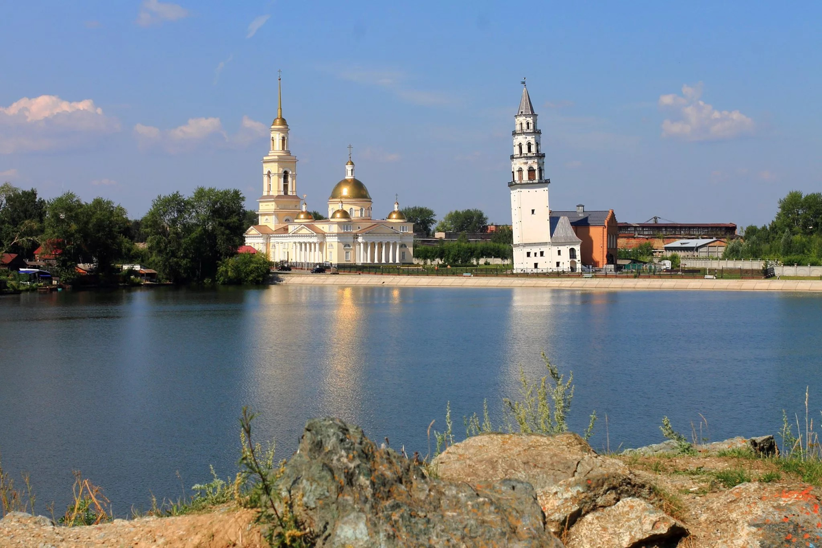 Невьянск 18. Невьянская башня в Свердловской области. Невьянское водохранилище Невьянск. Невьянский монастырь. Невьянский пруд.