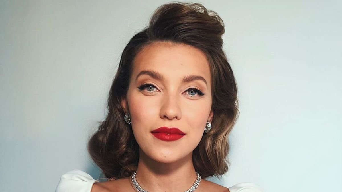 Регина Тодоренко.