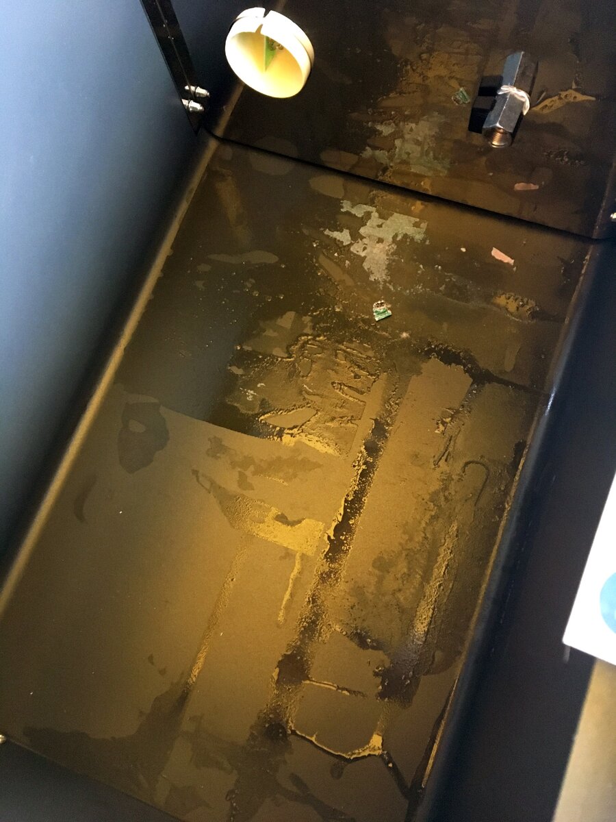 Чистящее на стенках сушильной камеры