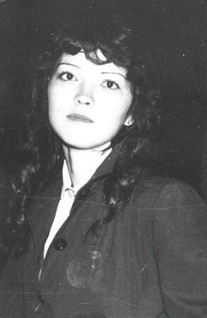 Вот такой я была в 18 лет.