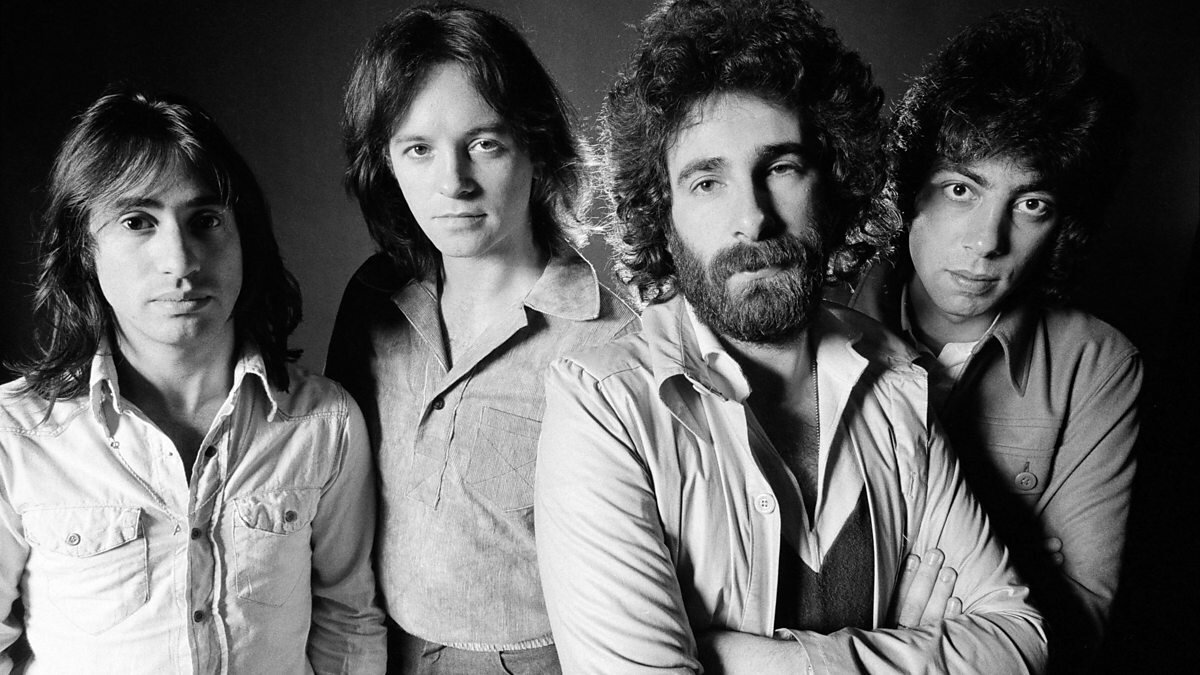 10cc в золотом составе: Lol Creme, Eric Stewart, Kevin Godley, Graham Gouldman.   