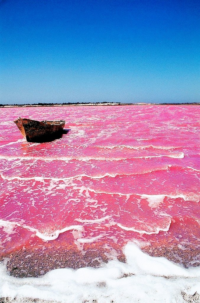 Кровавое озеро. Фото взято из открытых источников