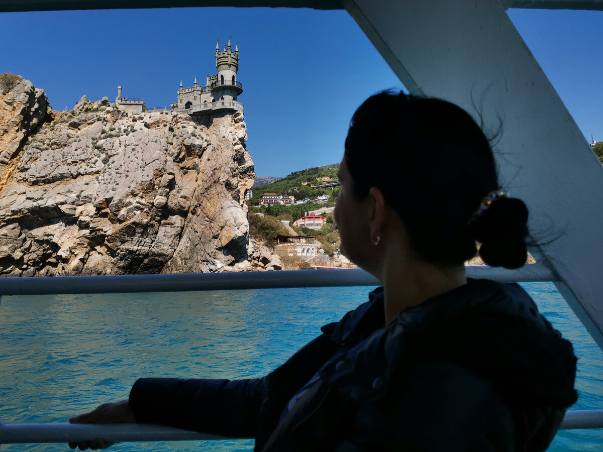              Прогулка на теплоходе до Мисхора