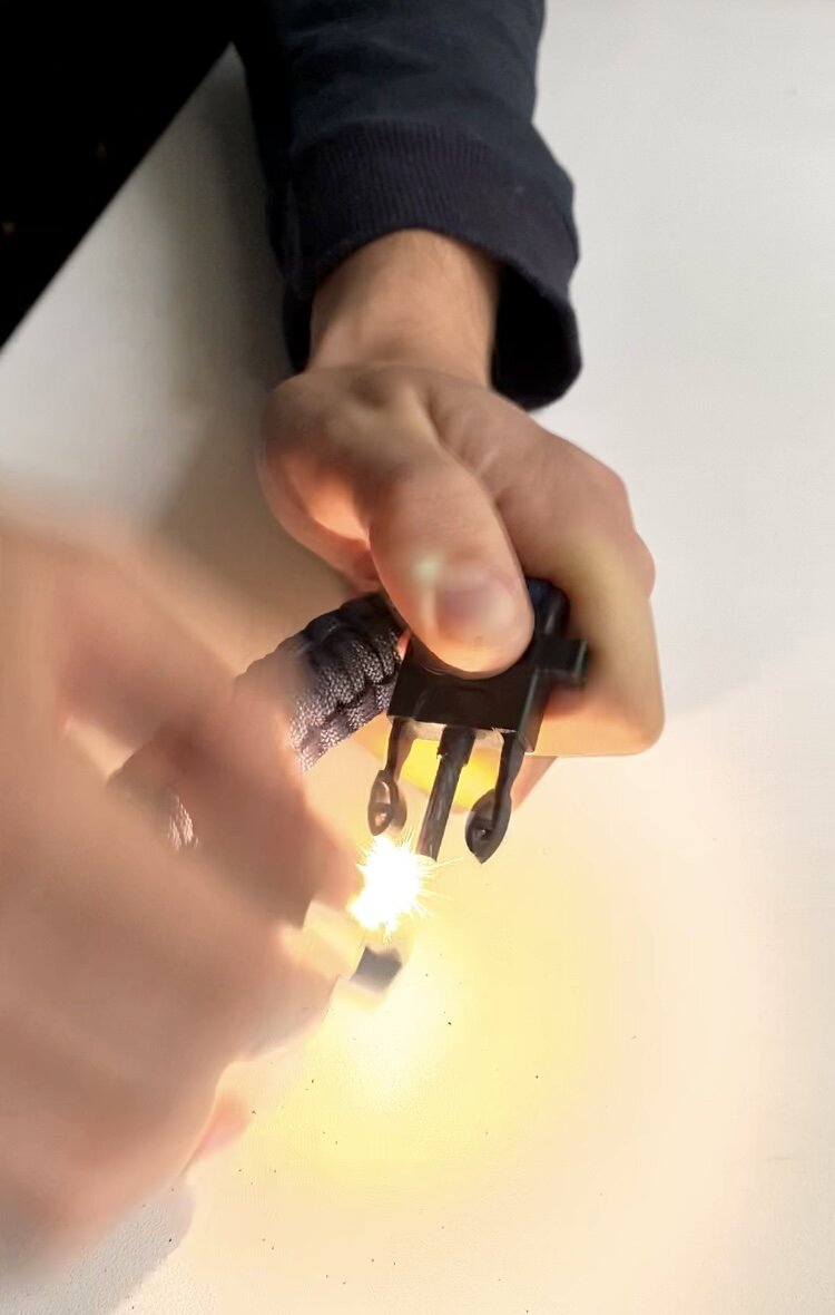 Огниво в  действии